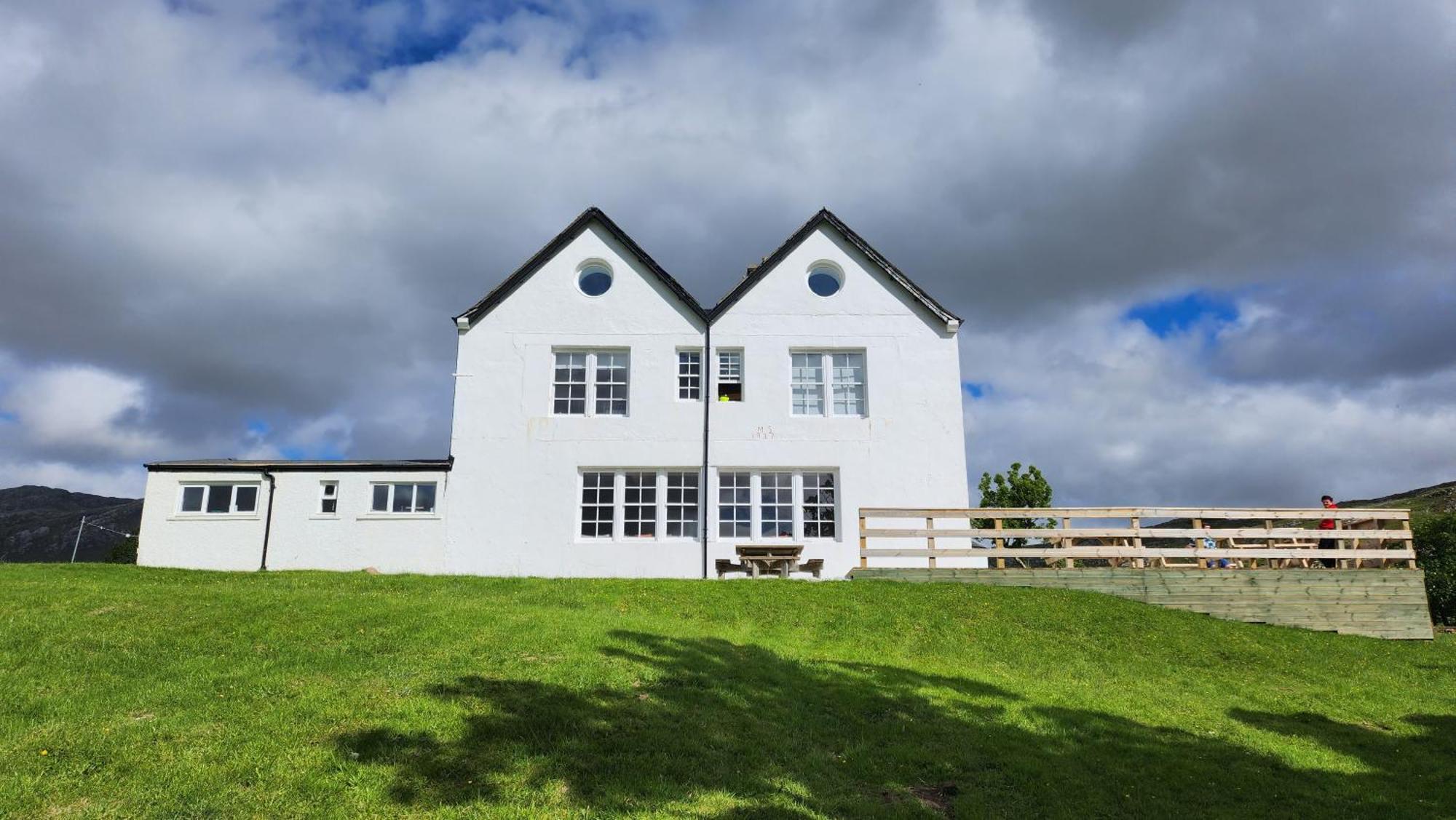 Inchnadamph Explorers Lodge Exterior photo
