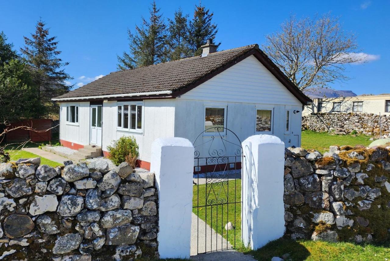 Inchnadamph Explorers Lodge Exterior photo